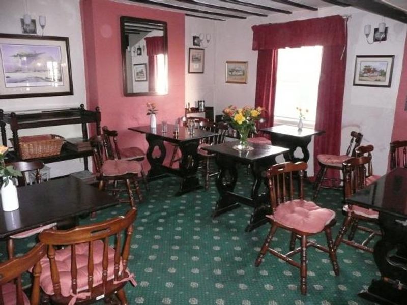 (Pub, Restaurant). Published on 01-11-2015 