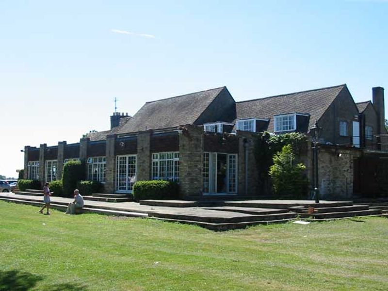 Pike and Eel - Needingworth. (Pub). Published on 06-11-2011 