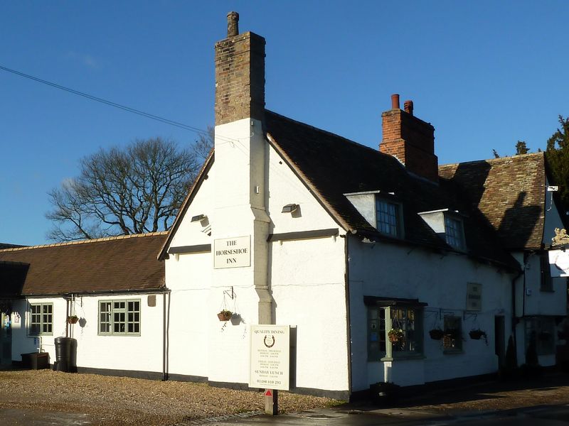 Offord Darcy - Horseshoes. (Pub, External). Published on 13-10-2013 