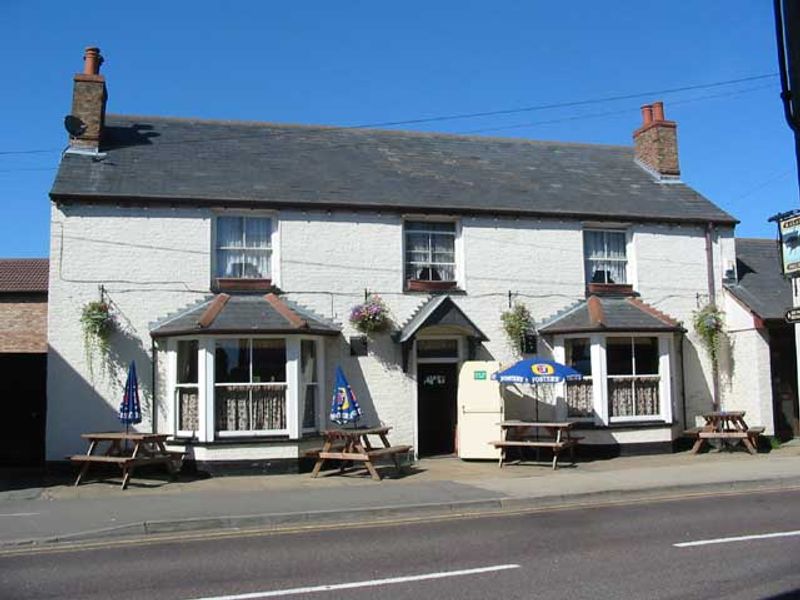 Black Bull - Somersham. (Pub). Published on 06-11-2011 