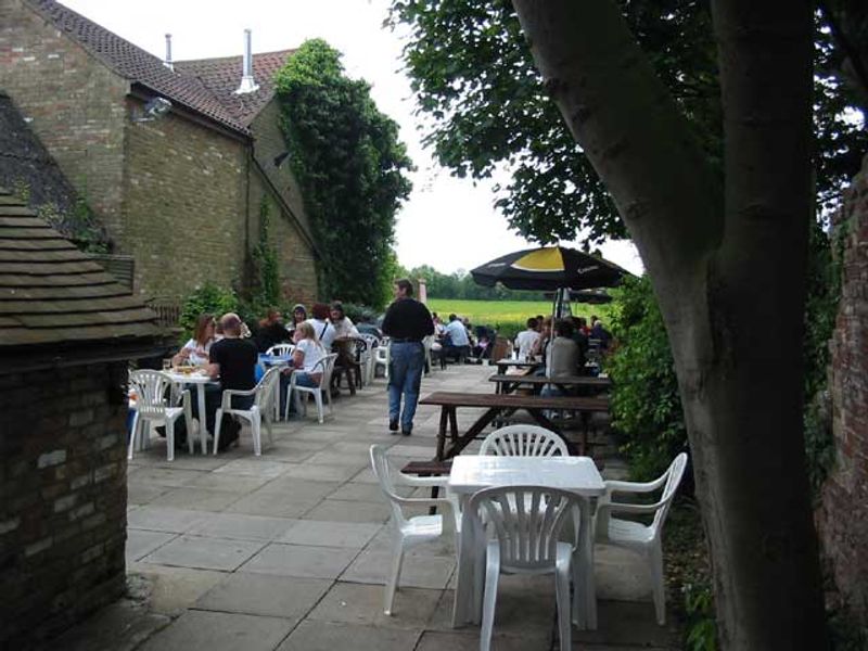 Floods Tavern - St. Ives. (Pub). Published on 06-11-2011 