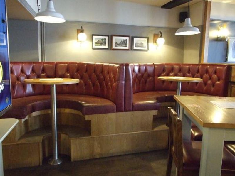 St IVes Nelsons Head - front room. (Pub). Published on 06-04-2016 