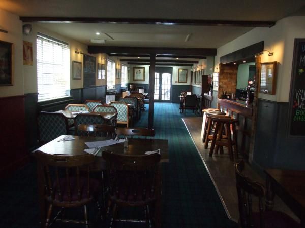 (Pub, Bar). Published on 29-03-2016