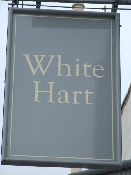 (Pub, Sign). Published on 29-03-2016