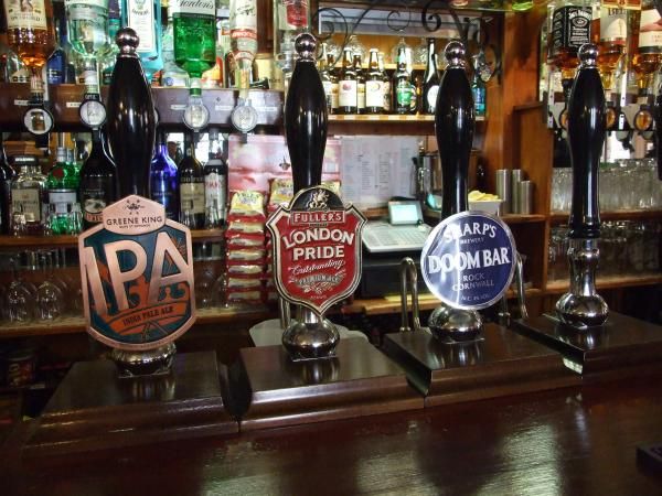 (Pub, Bar). Published on 29-03-2016