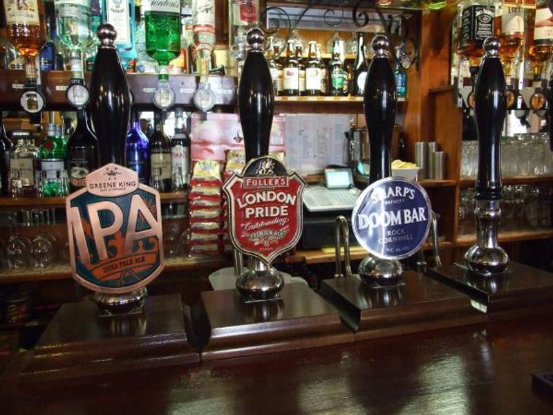(Pub, Bar). Published on 29-03-2016 