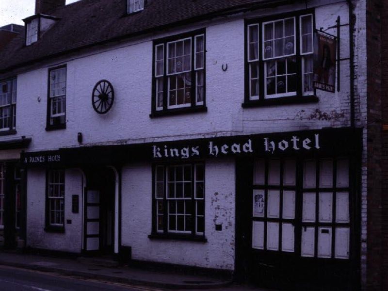 (Pub, Key). Published on 20-08-2018