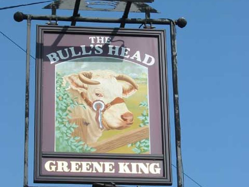 Bulls Head - St. Neots. (Pub). Published on 06-11-2011