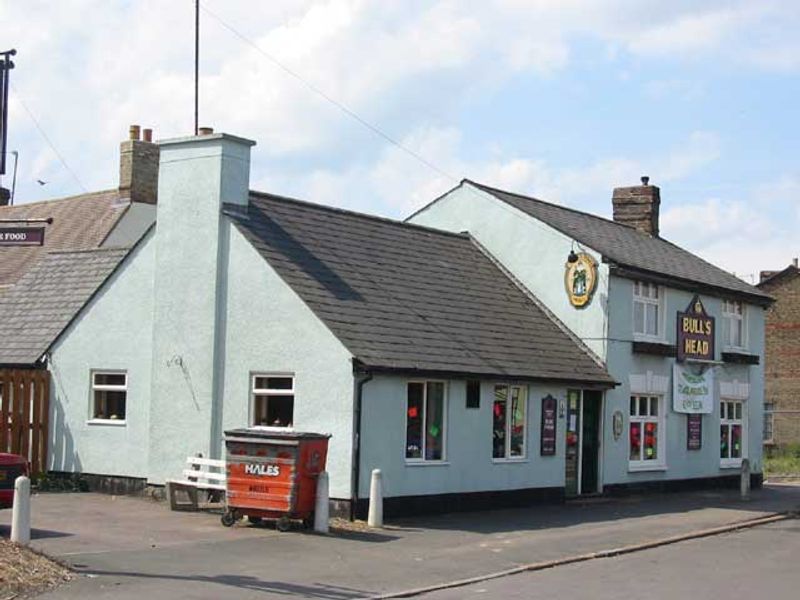 Bulls Head - St. Neots. (Pub). Published on 06-11-2011