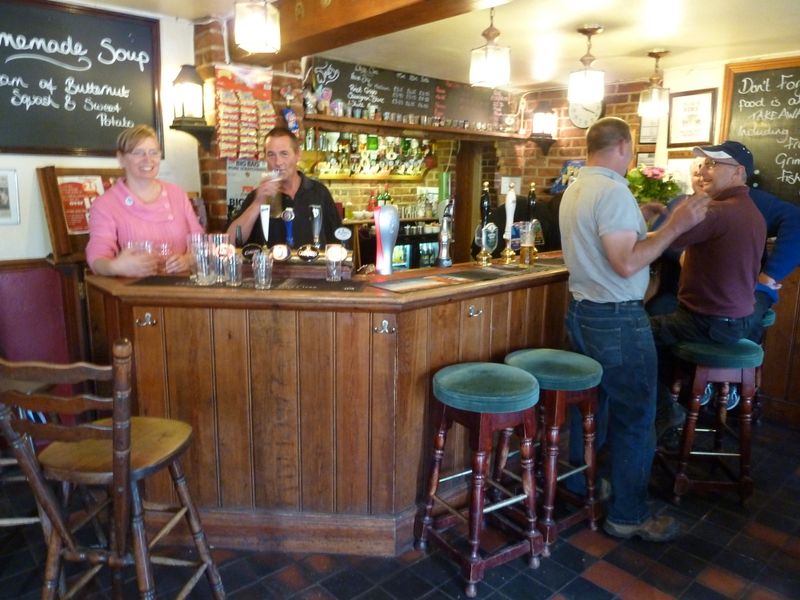 Waggon & Horses - Steeple Morden. (Pub, Bar). Published on 13-10-2013