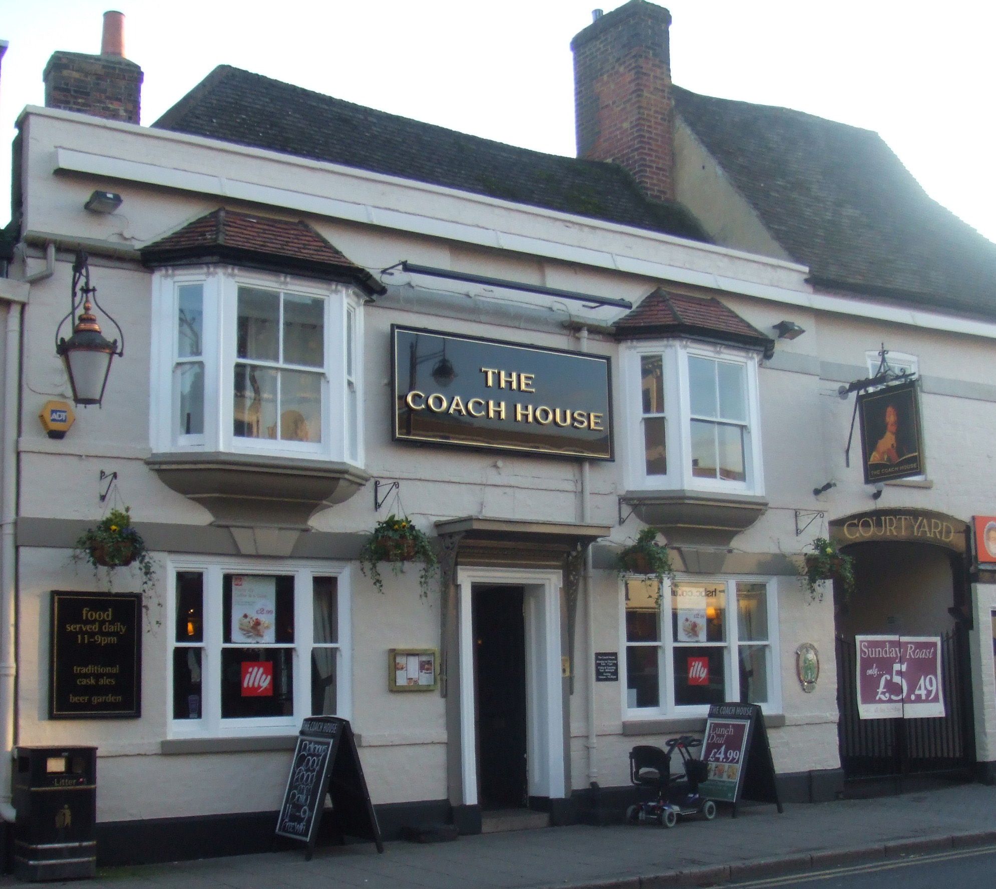 St Neots - Coach House. (Pub, External, Key). Published on 17-10-2013