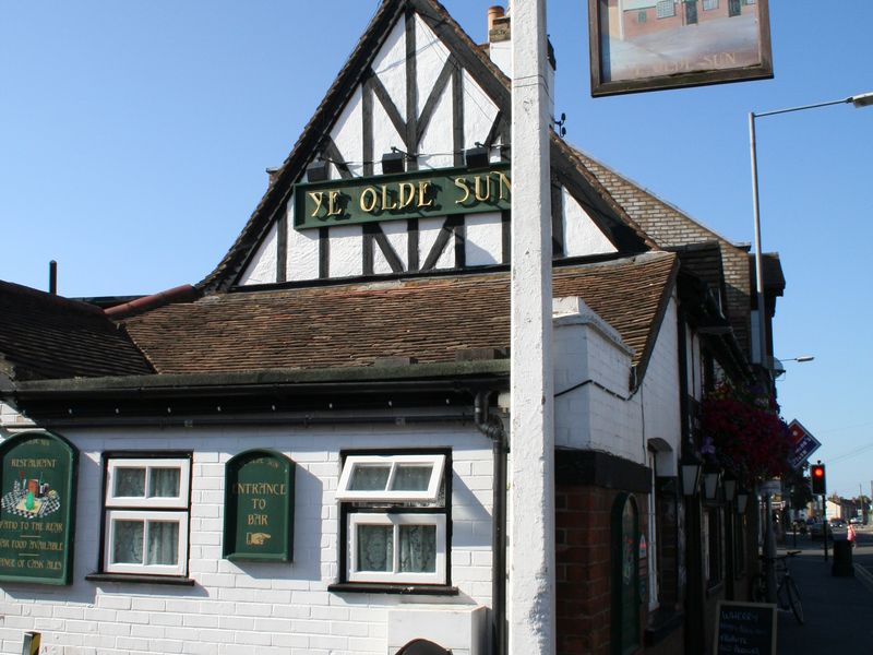 St Neots - Olde Sun. (Pub, External). Published on 08-08-2013 