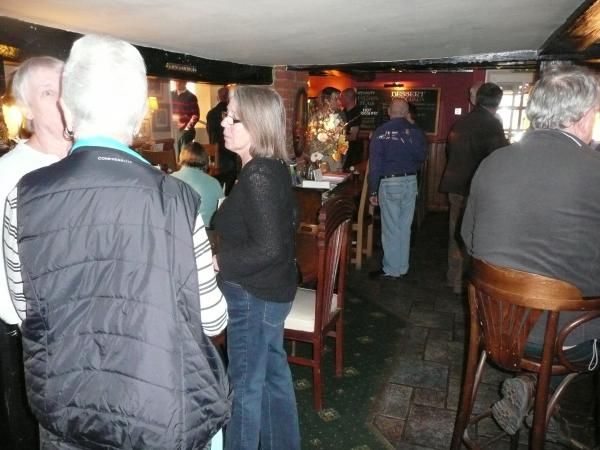 (Pub, Bar, Customers). Published on 01-11-2015
