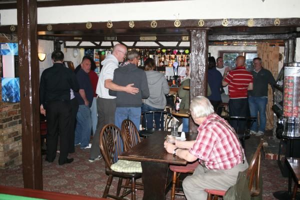 (Pub, Bar). Published on 05-06-2015