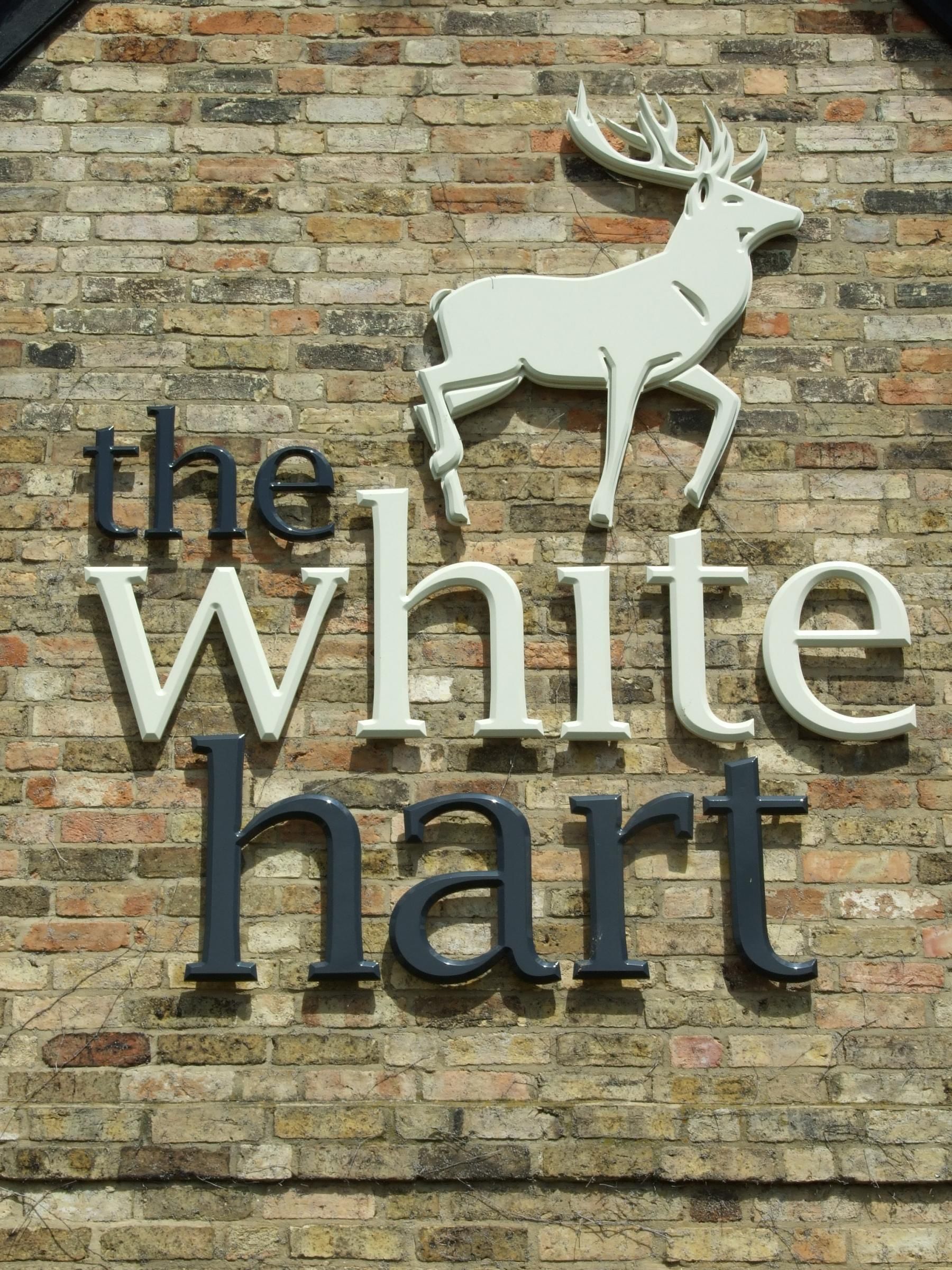 White Hart - July 2019. (Pub, External). Published on 08-07-2019