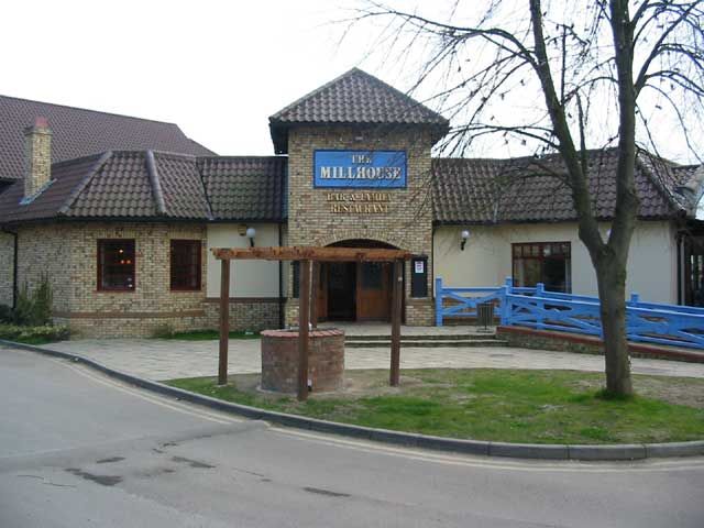 Mill House - Hartford. (Pub). Published on 06-11-2011