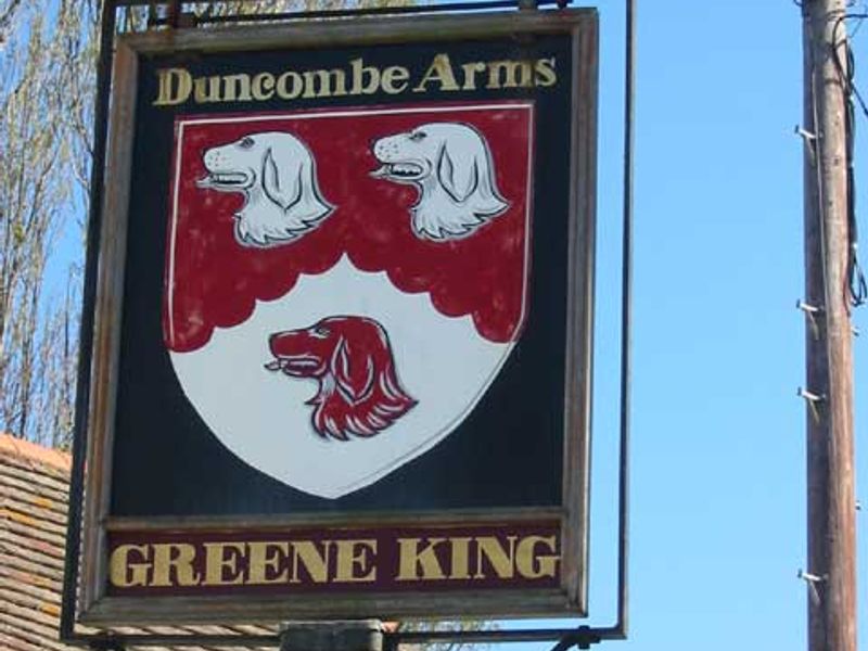 Duncombe Arms - Waresley. (Pub). Published on 06-11-2011 