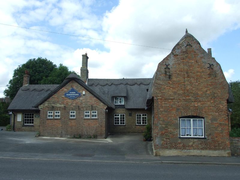 Three Horseshoes July 2019. (Pub, External). Published on 08-07-2019