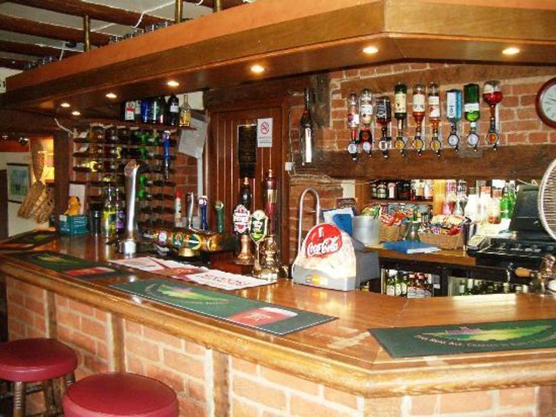 (Bar). Published on 06-06-2016 