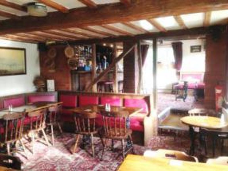 (Restaurant). Published on 06-06-2016 