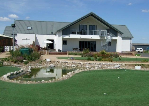 Cambridge Golf and Conference Centre. (Pub, External, Key). Published on 17-10-2013