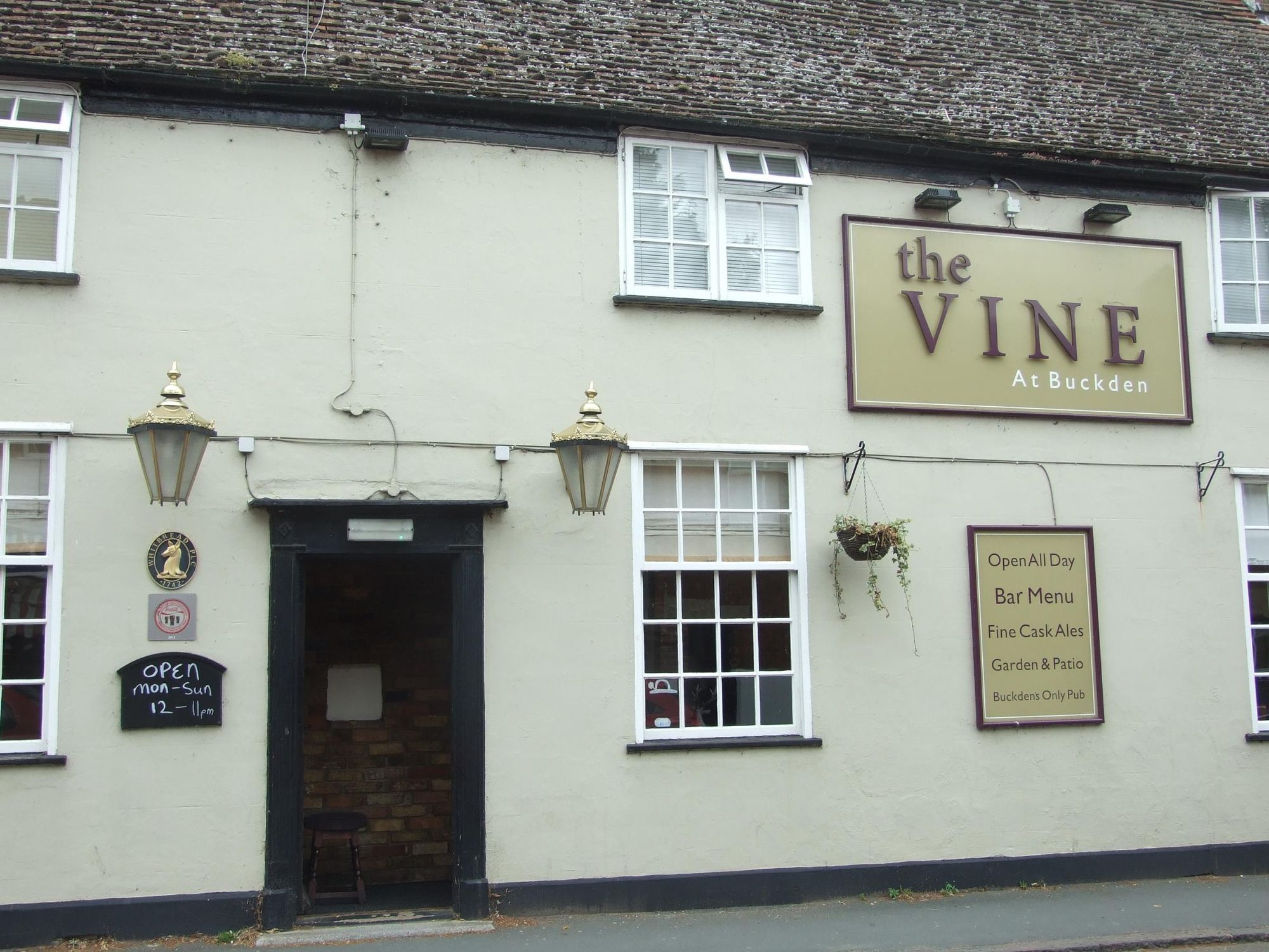 Vine - Buckden - July 2017. (Pub, External). Published on 06-07-2017