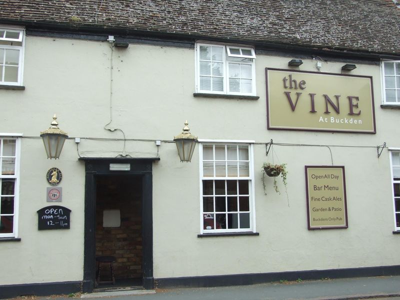 Vine - Buckden - July 2017. (Pub, External). Published on 06-07-2017 