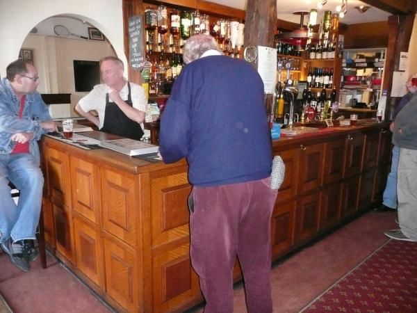 (Pub, Bar, Customers). Published on 01-11-2015