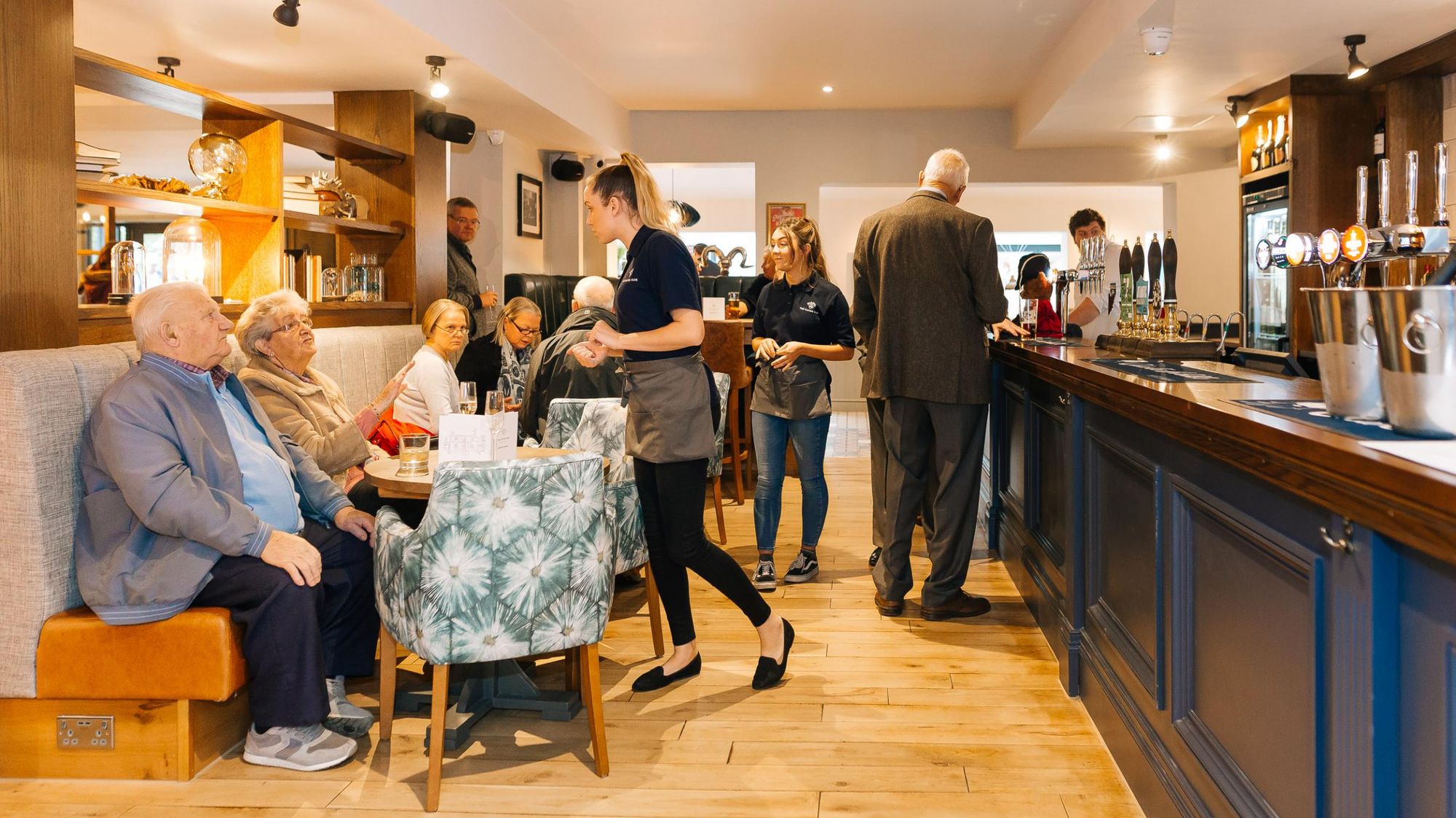 (Pub, Bar). Published on 10-01-2020