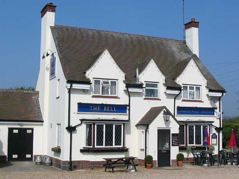 Bell - Eaton Socon. (Pub, External, Key). Published on 06-11-2011 