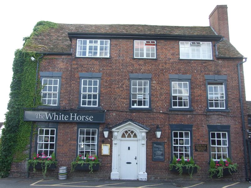 White Horse August 2019. (Pub, External). Published on 14-08-2019 