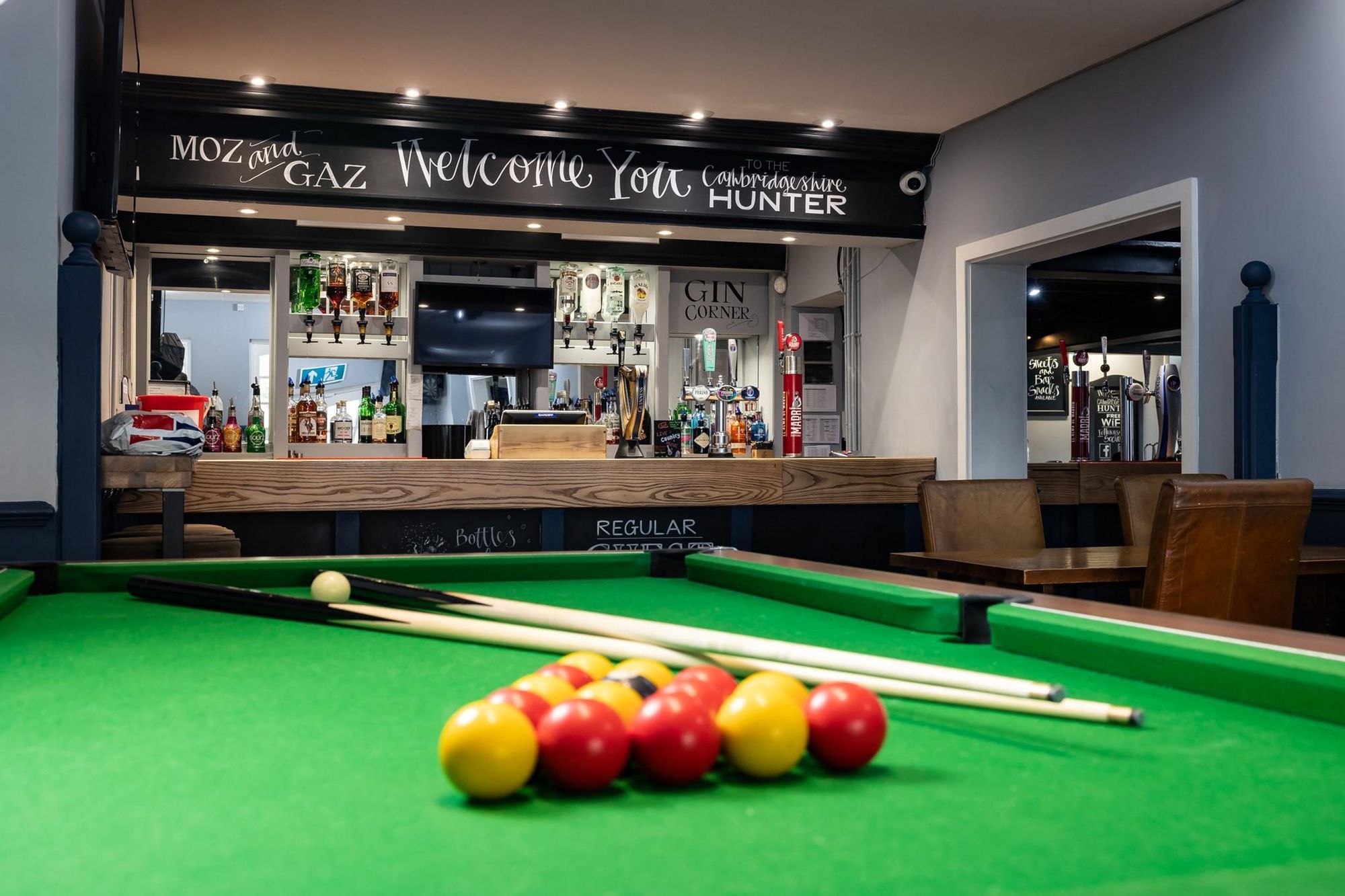 (Pub, Bar). Published on 23-07-2024