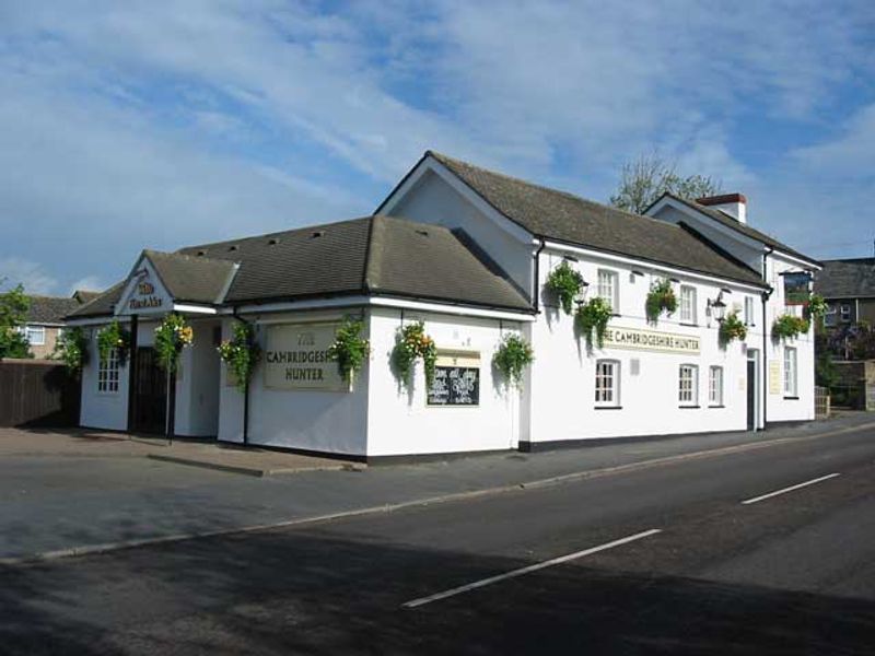 Cambridgeshire Hunter - Eynesbury. (Pub). Published on 06-11-2011