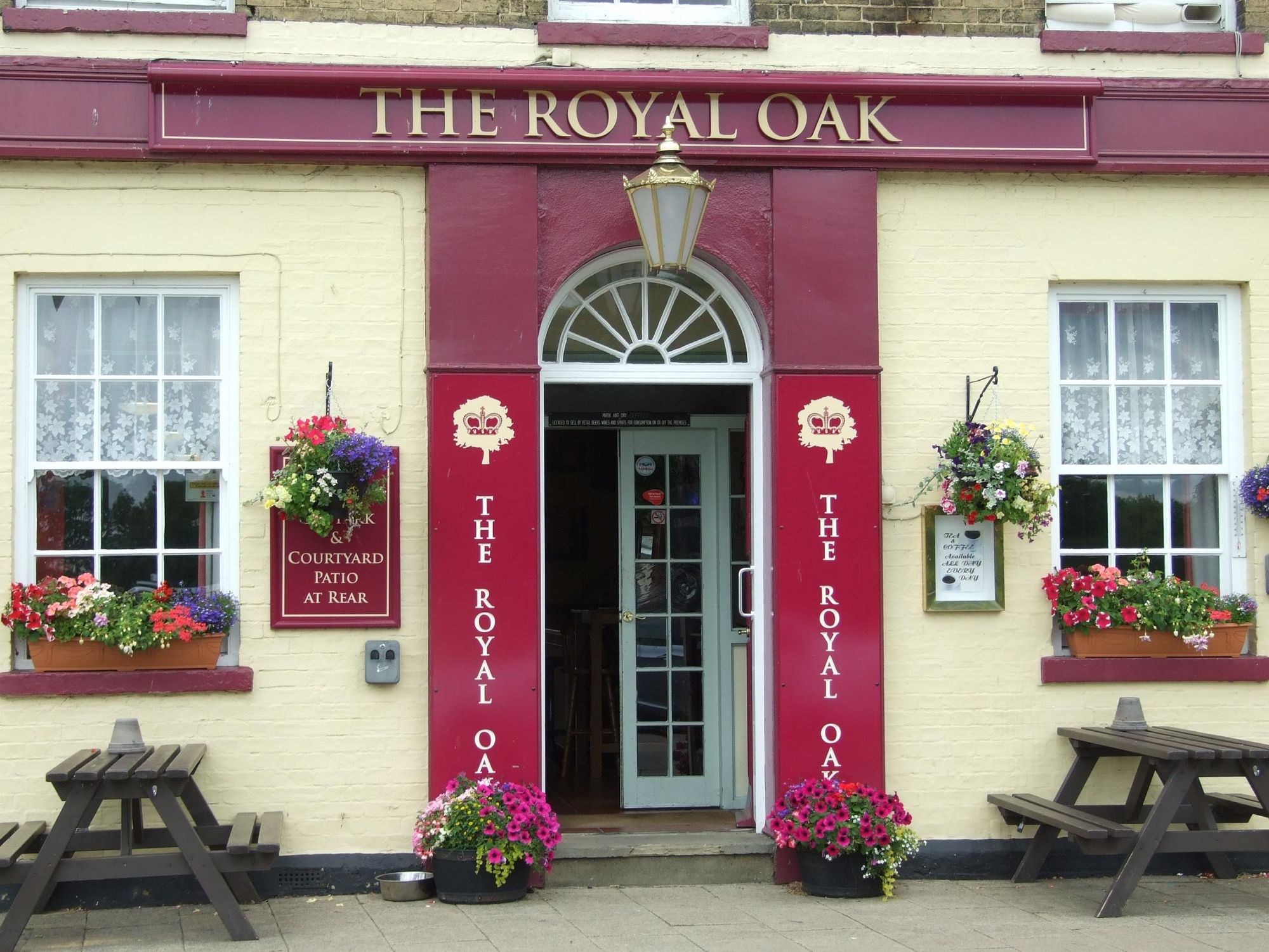 Royal Oak - Godmanchester - July 2017. (Pub, External). Published on 06-07-2017
