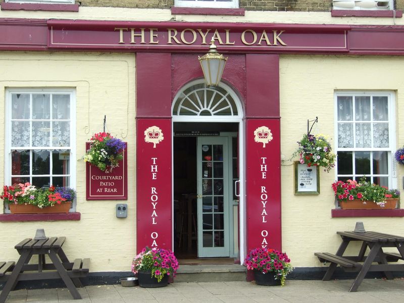 Royal Oak - Godmanchester - July 2017. (Pub, External). Published on 06-07-2017 