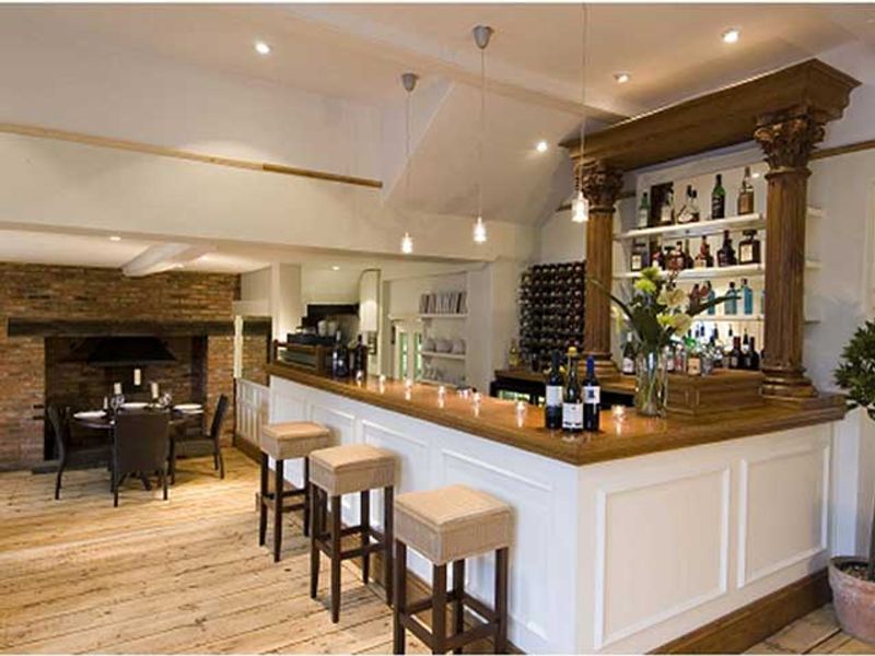White Hart - Godmanchester. (Pub). Published on 06-11-2011 