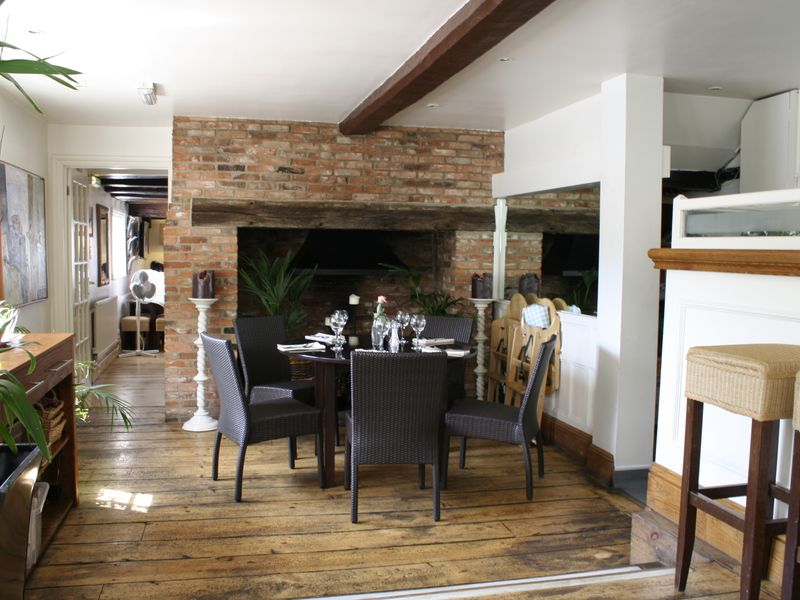 Godmanchester WhiteHart. (Pub, Bar). Published on 29-09-2012 
