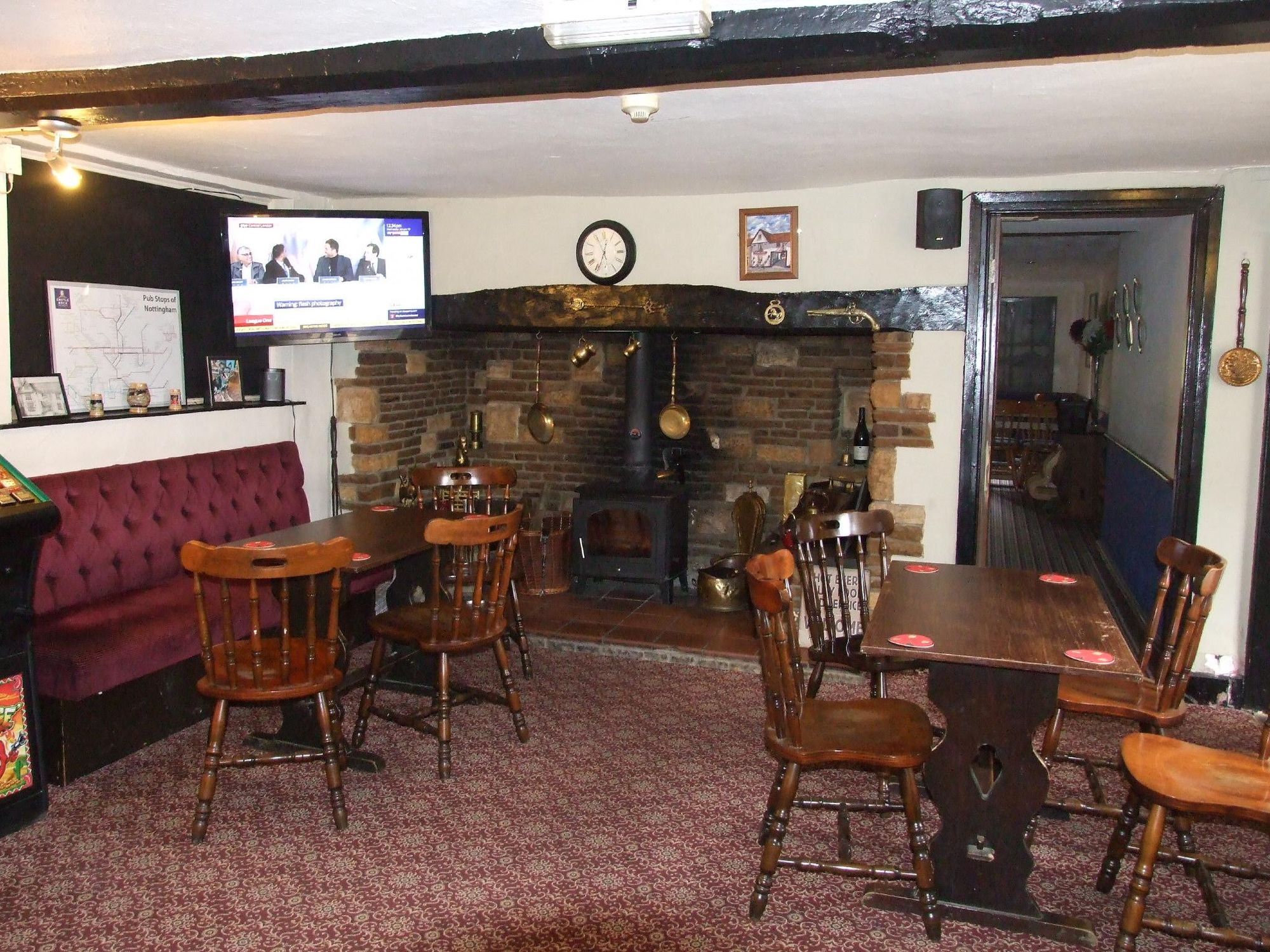White Hart main room 11 Jan 2018. (Pub). Published on 13-01-2018