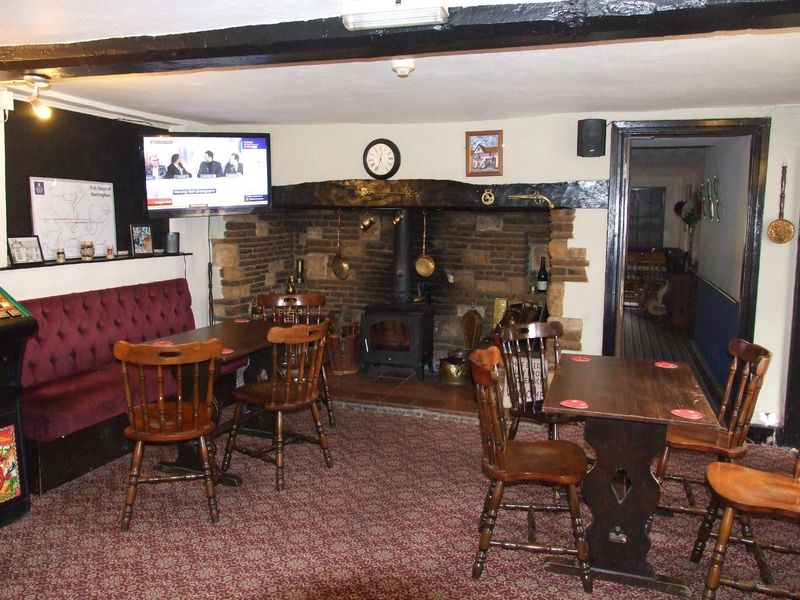 White Hart main room 11 Jan 2018. (Pub). Published on 13-01-2018 