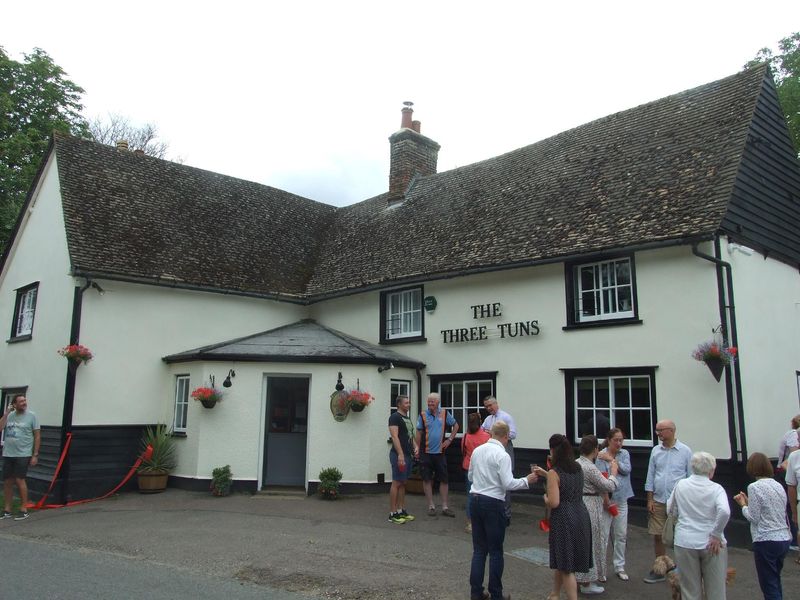 Three Tuns August 2019. (Pub, External, Customers). Published on 05-08-2019