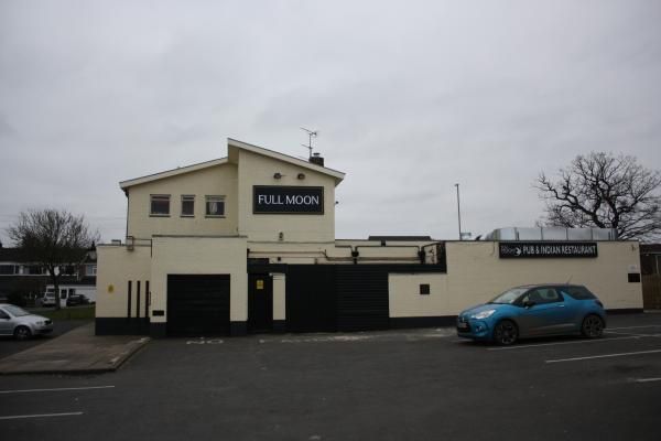 Full Moon - Side View. (Pub, External). Published on 06-03-2013
