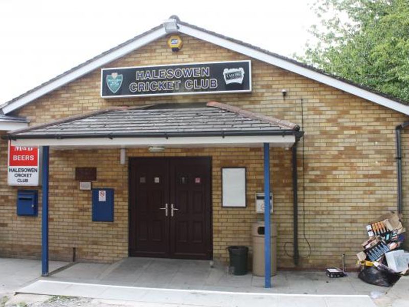 Halesowen Cricket Club - Front. (Pub, External, Key). Published on 06-03-2013