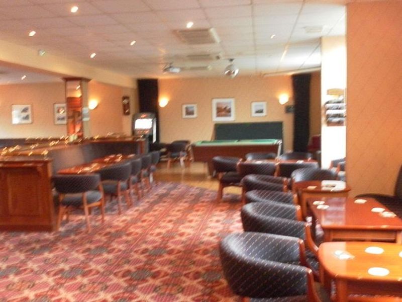(Pub, Bar). Published on 10-06-2019 