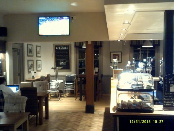 Station Hotel, Ipswich. (Pub, Bar). Published on 18-05-2016