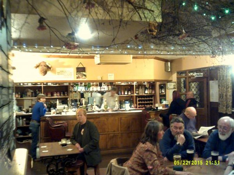 Kettleburgh, The Chequers inside 2. (Pub, Bar). Published on 23-05-2015 