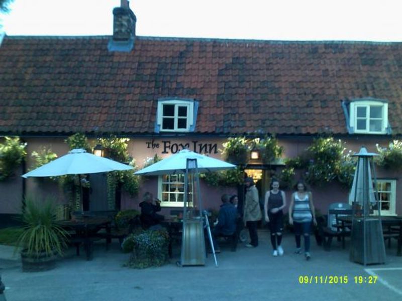 Newbourne Fox. (Pub, External). Published on 15-09-2015