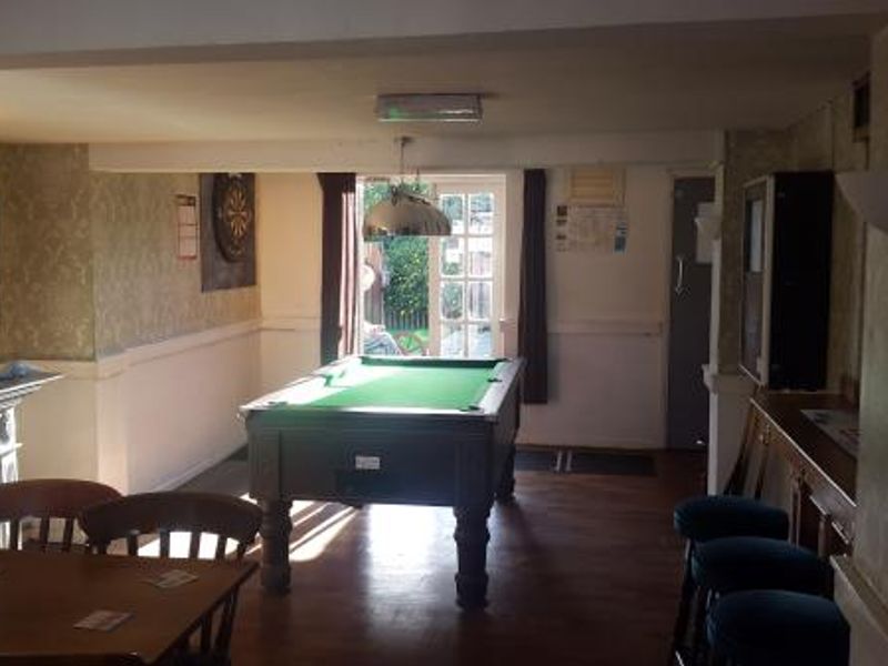Walnut Tree, Stowmarket. (Pub). Published on 05-10-2015 