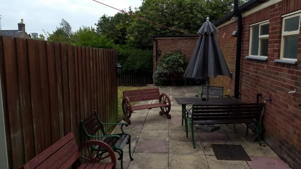 Walnut Tree, Stowmarket. (Pub). Published on 05-10-2015