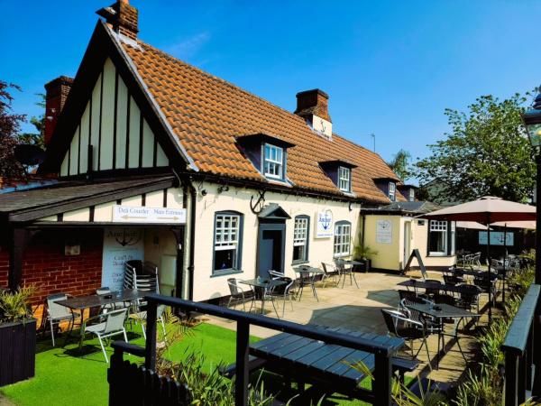 (Pub, External, Key). Published on 23-10-2025