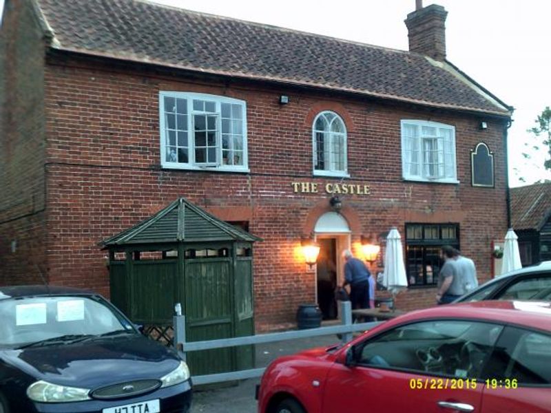Bredfield Castle. (Pub). Published on 23-05-2015